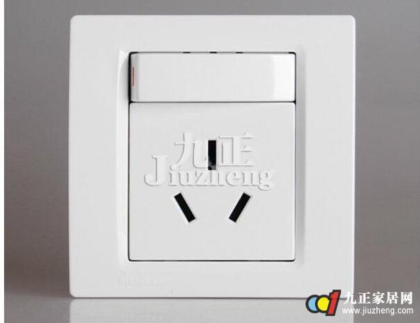 东莞旧房翻新｜开关插座安装技巧与避坑指南