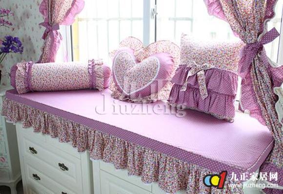 飘窗垫图片大全 5767a8268f1e0371278b4606.jpg