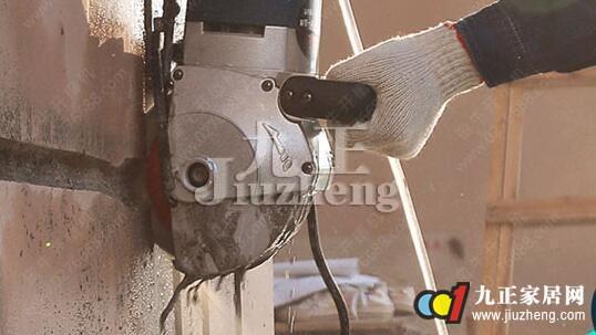 线槽安装需要注意什么 墙面开槽管线安装控制