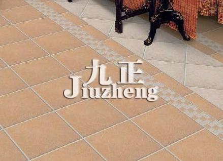 瓷砖上怎么做防滑处理 5aa22b148f1e034b5c8b4888.jpg