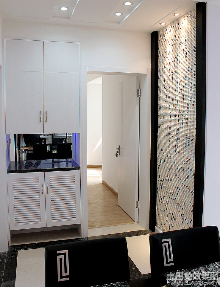 进门鞋柜设计图片大全两开门 53c6f88a1522da7f2b01b928.jpg