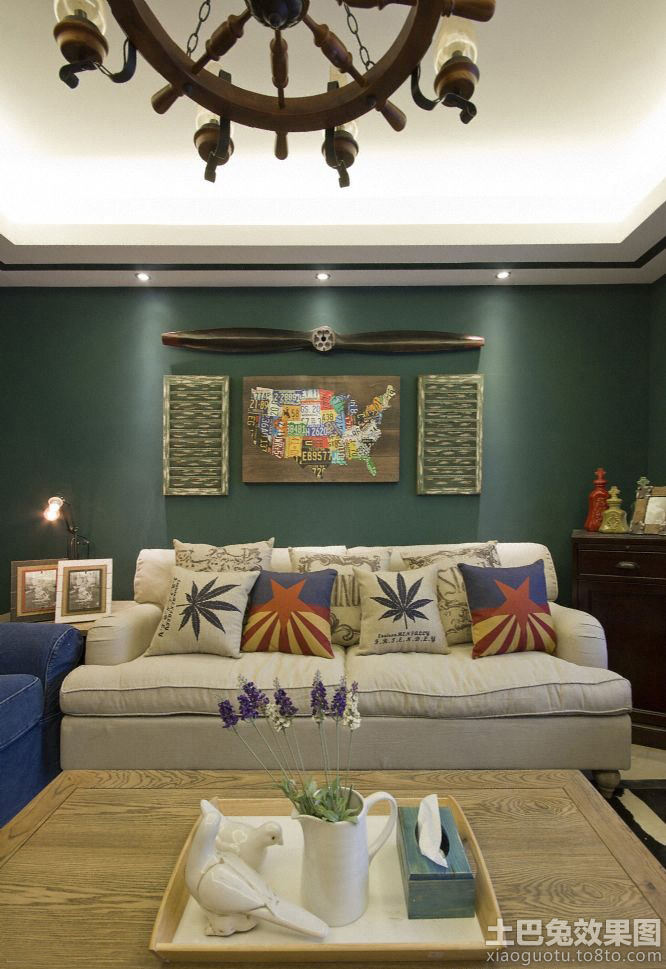 美式复古风格一居客厅沙发背景墙装饰画图片